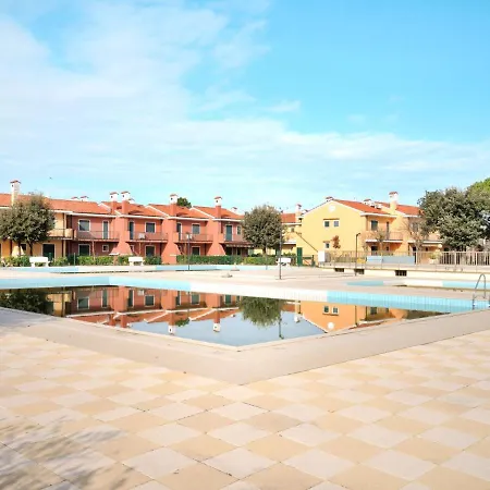 Locazione Turistica Villaggio Michelangelo *